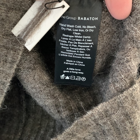 Oversized Wool Turtleneck - Babaton - Picture 4 of 4